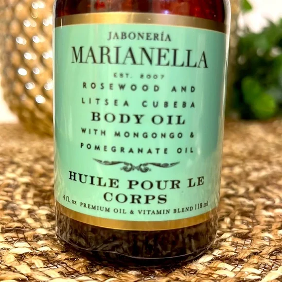 Jaboneria Marianella Rosewood & Litsea Cubeba Body Oil w/Mongongo & Pomegranate - Picture 4 of 4